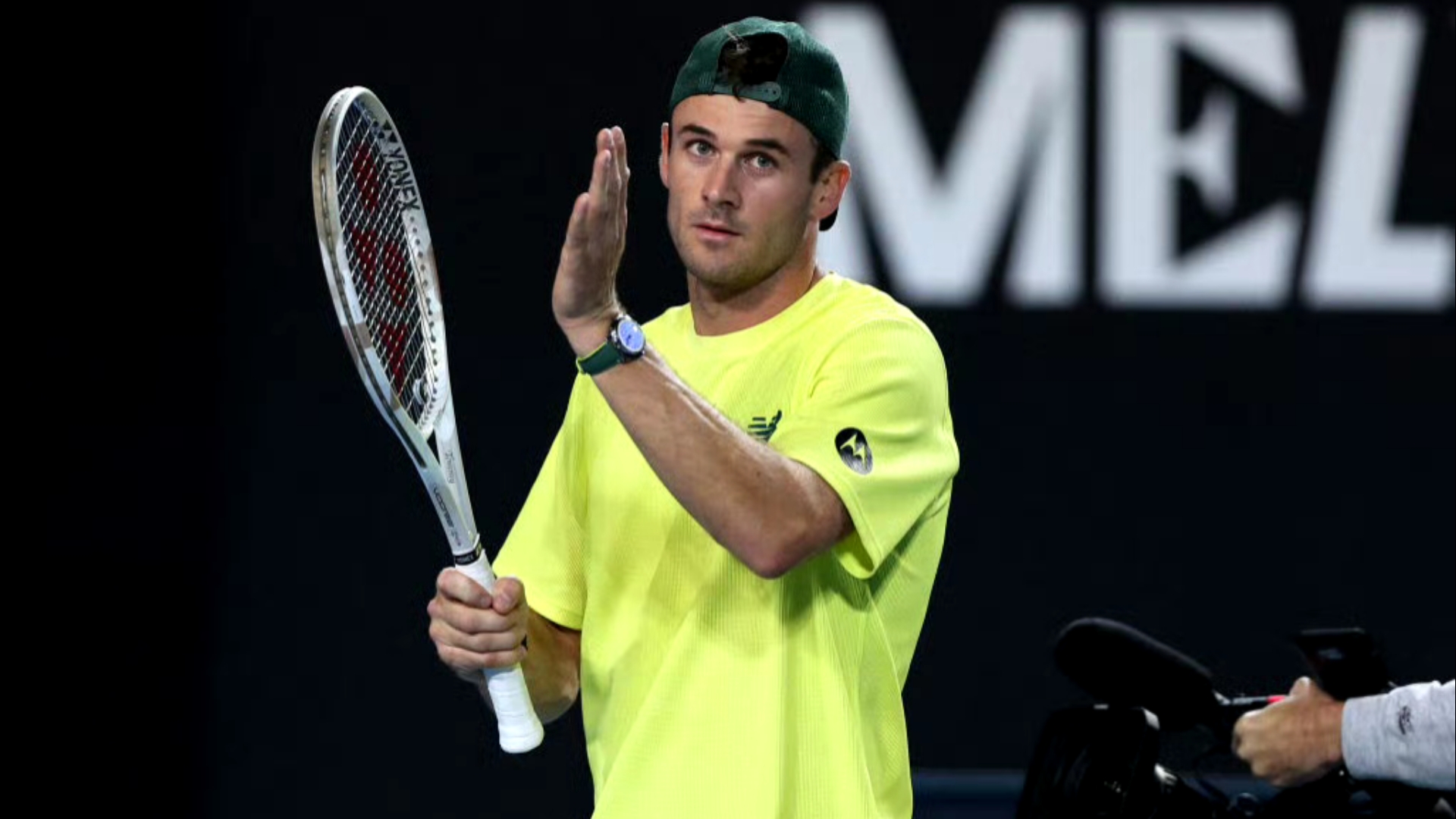 相对靠后的 相对靠后的