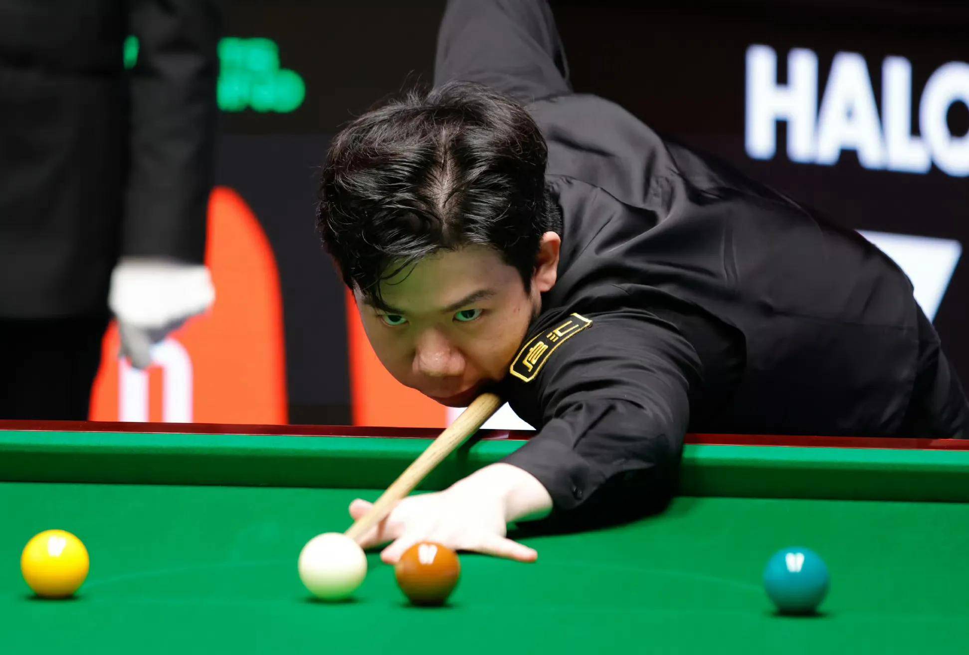 在为自己踢 在为自己踢