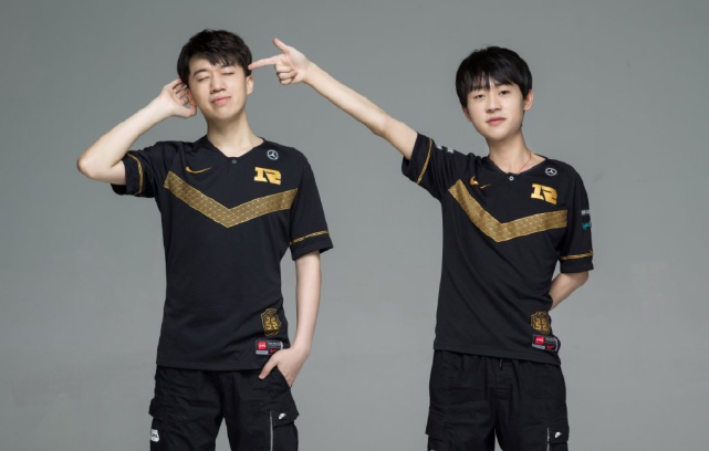 表现令人失 表现令人失