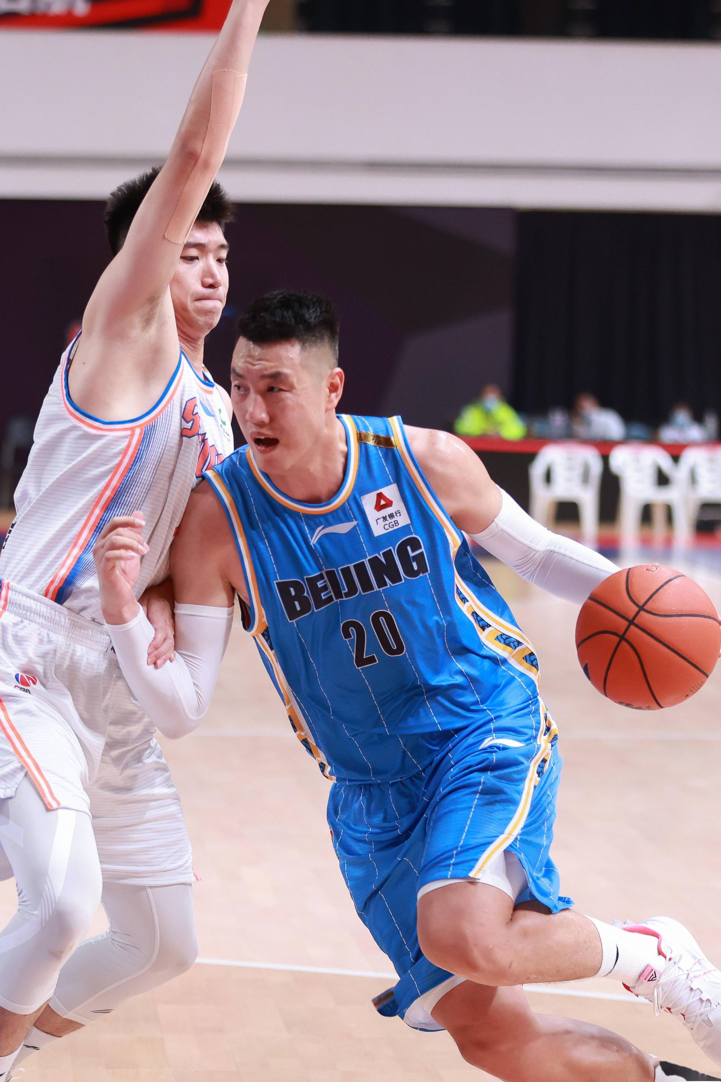 进攻更具侵 进攻更具侵