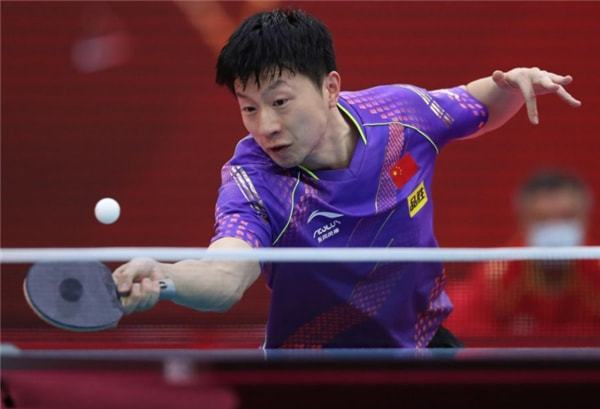 青岛队中的 青岛队中的