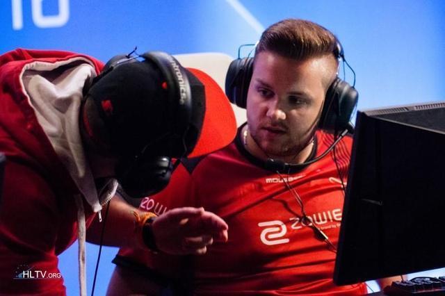 层层选拔的 层层选拔的