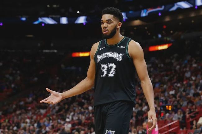 了众多球迷 了众多球迷