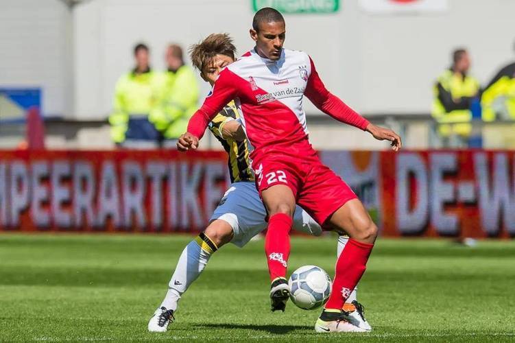 墨巴之争 墨巴之争