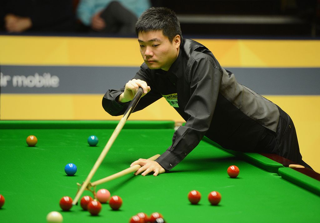 中后卫与中 中后卫与中