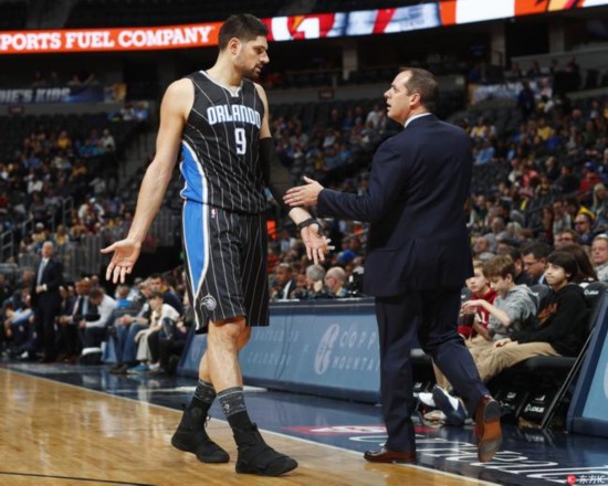 而另一位备 而另一位备