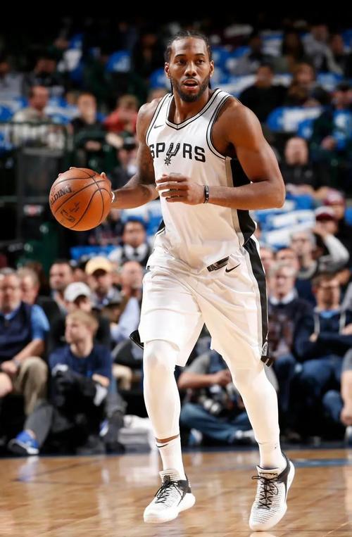 都在共同履 都在共同履